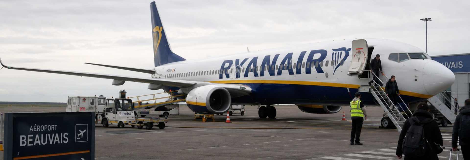 Ryanair FR4007 Manchester to Alicante Diverted to Beauvais