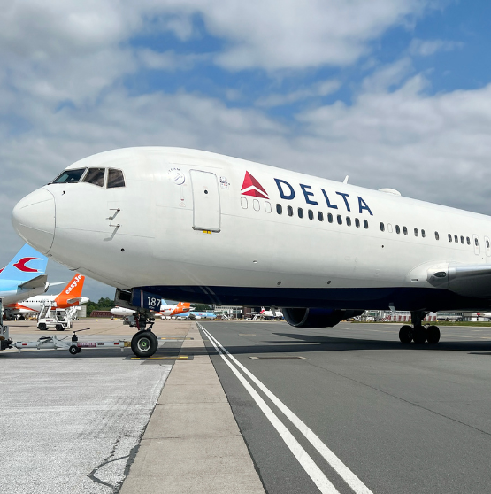 <h2><span style="font-size:11pt; font-variant:normal; white-space:pre-wrap"><span style="font-family:Lexend,sans-serif"><span style="color:#000000"><span style="font-weight:700"><span style="font-style:normal"><span style="text-decoration:none">Delta Air Lines</span></span></span></span></span></span></h2>