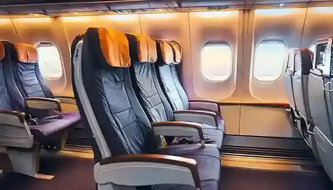 <p><strong>Extra Legroom Seats</strong></p>