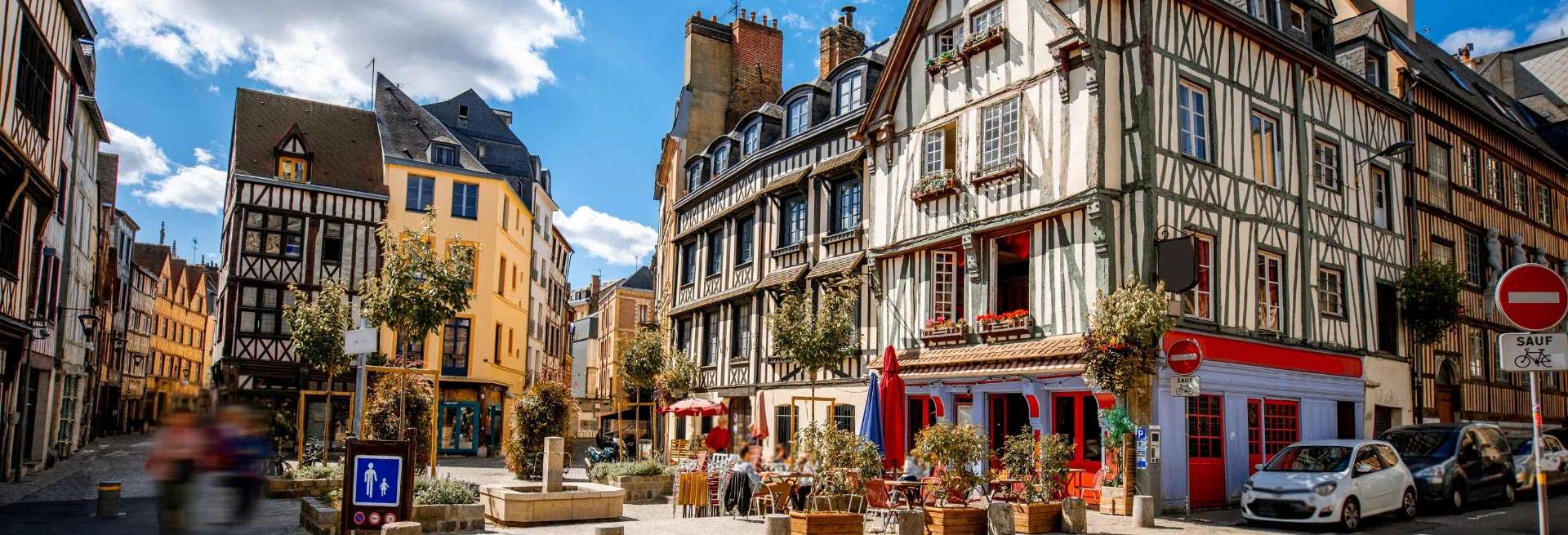 <p>First Class Flights to France</p>